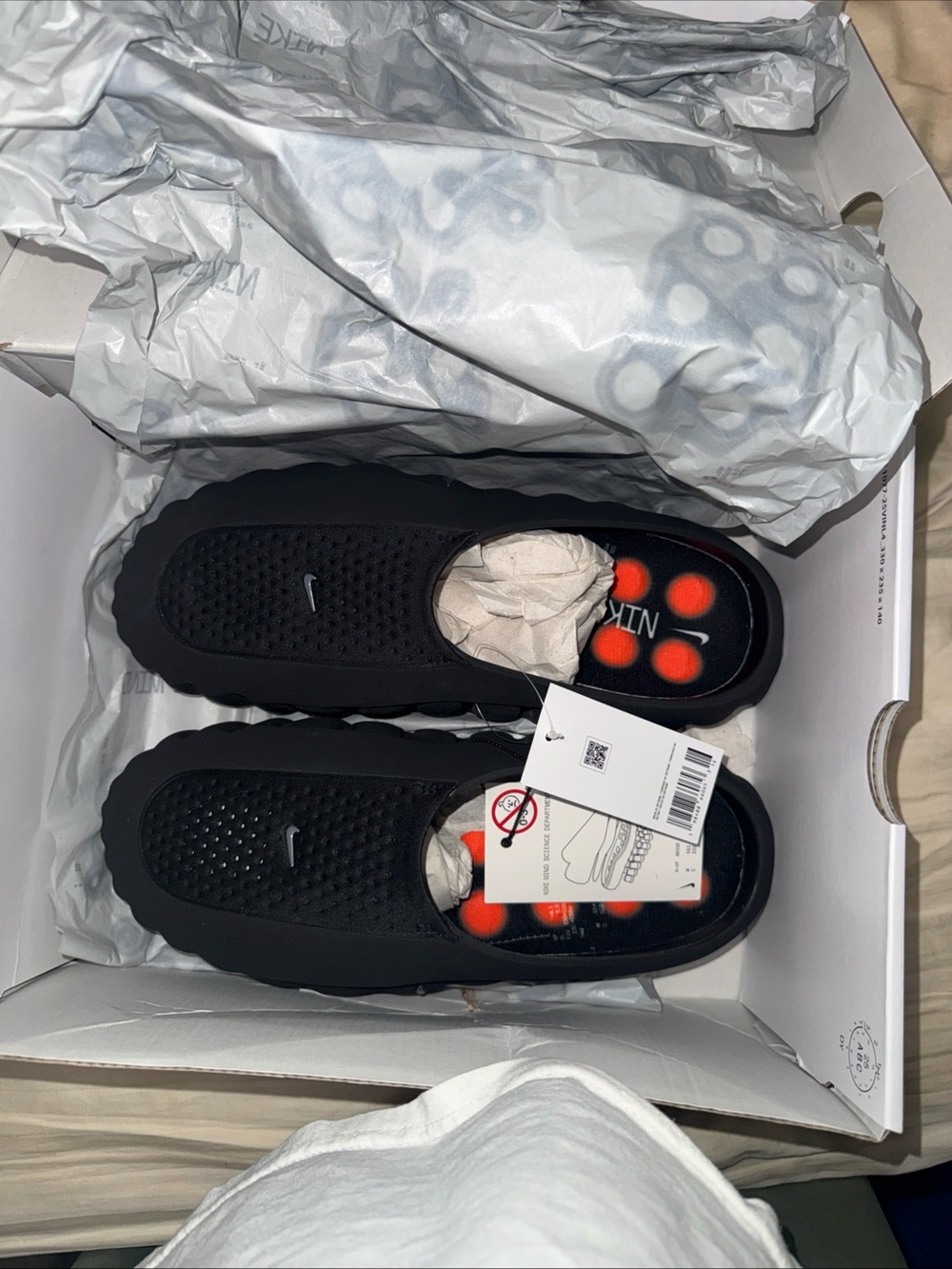 Nike mind slides